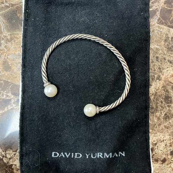 David Yurman 18K white gold diamond and pearl cuff bracelet - Picture 5 of 6
